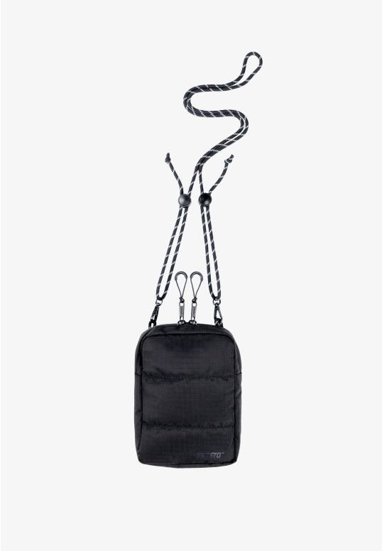 KL261MACC5031_pouchbag_tag_black_1