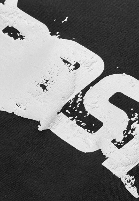 KL261MTEE1281_ts_splash_black_3