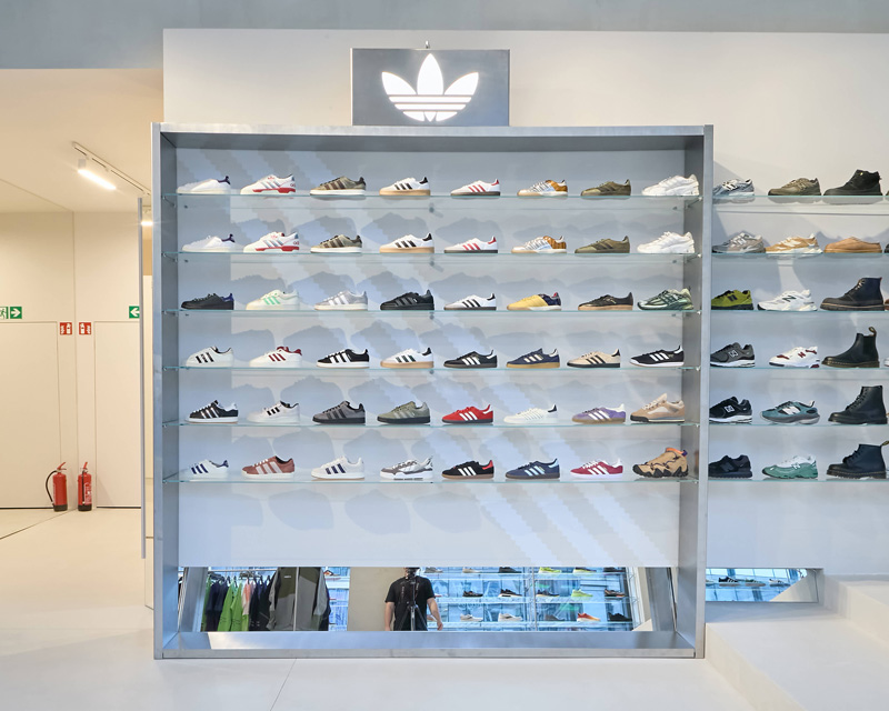 Adidas Space